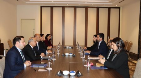Azərbaycan və Ermənistan parlament nümayəndə heyətləri arasında görüş olub