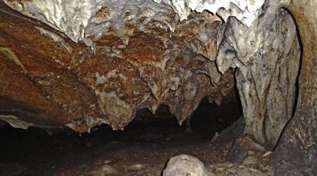 Азербайджанские и российские археологи возобновили раскопки в Азыхской пещере