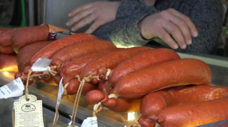 Horse meat detected in cheap sausage sold at Baku market