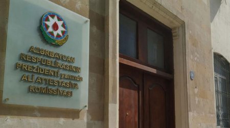 37 nəfərə fəlsəfə doktoru, 5 nəfərə elmlər doktoru elmi dərəcəsi verilib