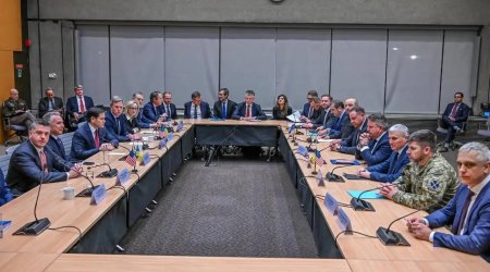 Tramp və Zelenski razılaşdırılmamış iki əsas məsələni müzakirə edəcəklər