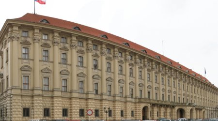 МИД Чехии призвал граждан республики покинуть Венесуэлу