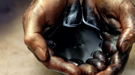 
Dünya bazarlarında neft ucuzlaşır