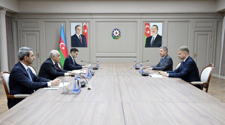 Али Асадов принял генерального директора РЖД