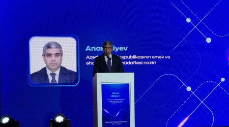 Süni intellekt və avtomatlaşdırma 2030-a qədər iş yerlərinin 22%-ni dəyişəcək - Nazir