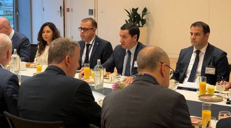 Hikmət Hacıyev NATO-nun Baş Qərargahında olub