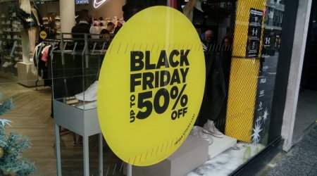 Дональд Трамп: Американцы потратили почти 12 миллиардов долларов в черную пятницу