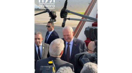 Lukaşenko Əlcəzairə gedib