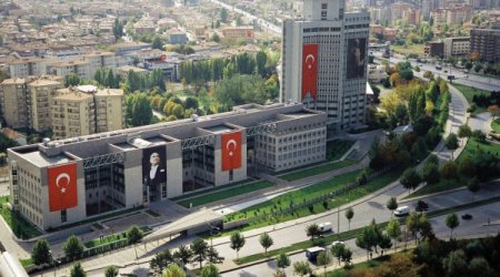 Ukrayna və Rusiyadan olan diplomatlar Türkiyə XİN-ə çağırılıb