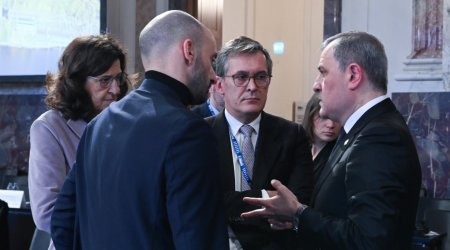 Байрамов встретился с министром-делегатом Франции по европейским делам