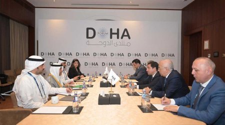 Hikmət Hacıyev Körfəz Əməkdaşlıq Şurasının Baş katibi ilə görüşüb