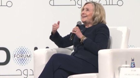 Клинтон обвинила Конгресс в непротивлении Трампу