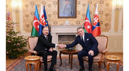 Əliyev Robert Fitso ilə təkbətək görüşüb - Yenilənib