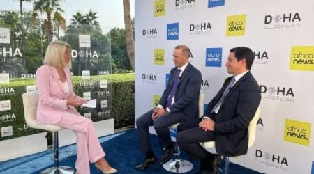 Azərbaycan və Ermənistan rəsmiləri Dohada birgə müsahibə verib