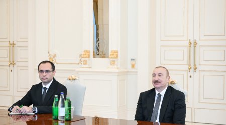 İlham Əliyev “John Deere” şirkətinin Mərkəzi Asiya və MDB ölkələri üzrə prezidentini qəbul edib
