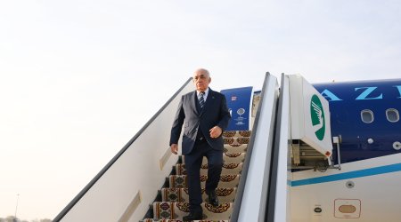 Baş nazir Türkmənistandadır