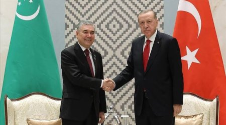 Ərdoğan Aşqabadda Qurbanqulu Berdiməhəmmədovla görüşüb