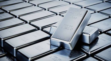 Gümüşün qiyməti tarixi maksimumu yeniləyib