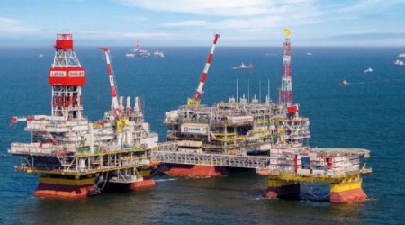 Украинцы поразили российские нефтеплатформы в Каспии