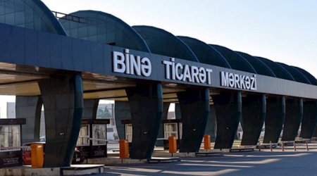 Binə TM-də elektrik dirəyi aşıb