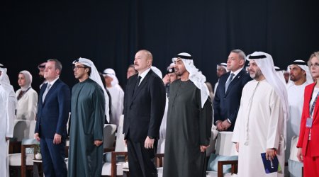 Prezident Əbu-Dabidədir- Fotolar