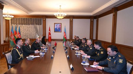 Bakıda Azərbaycan-Türkiyə hərbi əməkdaşlığına dair müzakirələr aparılıb