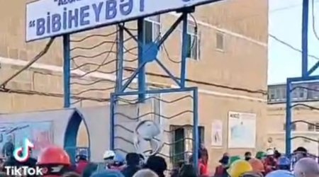 &ldquo;Bibiheybət&rdquo; Gəmi Təmir Zavodu bağlanığı üçün işçilər etiraz edir - Video