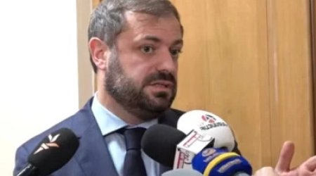 Ermənistana Azərbaycan benzininin tədarükü davamlı olacaq -Papoyan