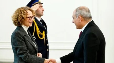 Ermənistan Baş naziri Nikol Paşinyan NATO baş katibinin müavini ilə görüşüb