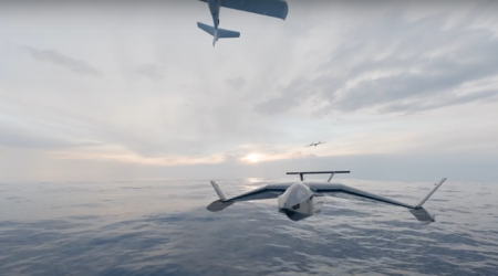 İran "gözəgörünməz" dronunu təqdim edib