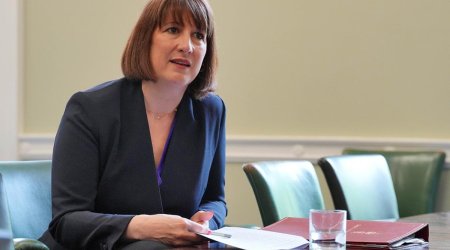 Министра финансов внесли в черный список