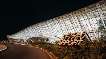 Два международных рейса совершили экстренную посадку в Баку