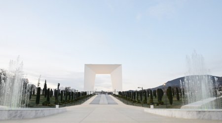 Əliyev və Mehriban Əliyeva Xankəndidə Zəfər parkının açılışında iştirak ediblər/Yenilənib