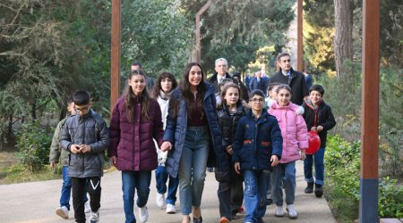 Лейла Алиева приняла участие в мероприятии для детей в Центральном ботаническом саду