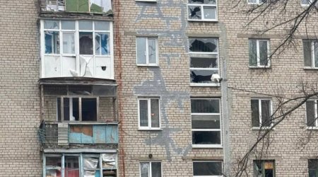 В Донецке из-за ударов ВС РФ погиб волонтер, еще двое человек ранены