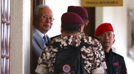 Экс-премьера Малайзии посадили еще на 15 лет