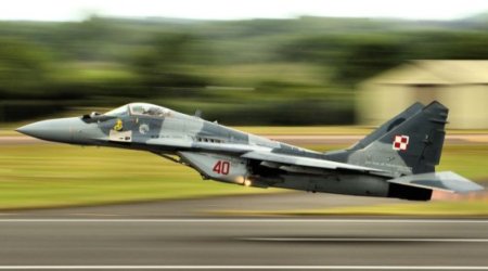 Польша подняла истребители
