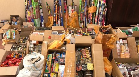 В Азербайджане за сутки задержано 20 человек за продажу пиротехнических средств