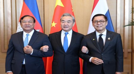 Top diplomats of China, Cambodia and Thailand meet as Beijing seeks to strengthen role in dispute
