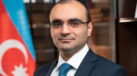 
Nəsimi rayonunun icra başçısı vəzifəsindən azad edilib