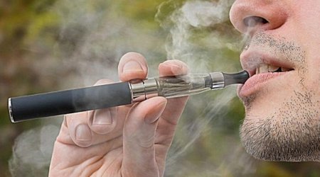 Милли Меджлис Азербайджана запретил электронные сигареты и их компоненты