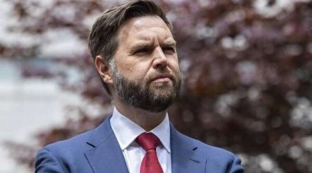 ABŞ vitse-prezidentinin Ohayo ştatındakı evinin pəncərələri sındırılıb - Video