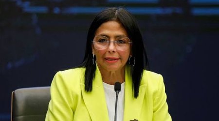 Delsi Rodriqes Venesuelanın müvəqqəti prezidenti kimi and içib