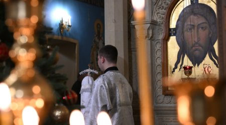 Православные христиане отмечают Рождество