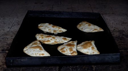 Daha bu restoranlarda dəvə qutabı yeyə bilməyəcəsiniz!