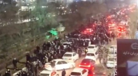 В Тегеране задержали более 100 протестующих