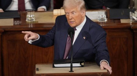 Tramp İranla ticarət edən ölkələri 25% tariflərlə hədələyib