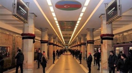 Metronun "20 Yanvar" stansiyasının platformasında bir nəfər ölüb