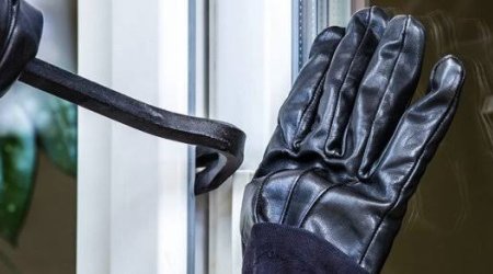 Bakıda ofisdən oğurluq edənlər saxlanılıb