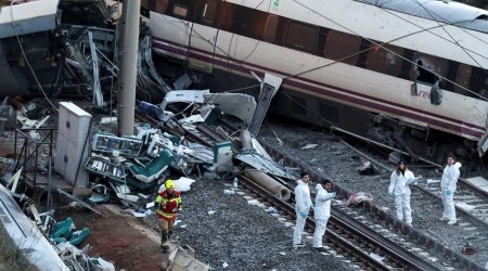 İspaniyada qatar qəzasında ölənlərin sayı 42-yə çatıb